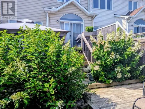 218 Flamborough Way Ottawa ON K2W 1G5