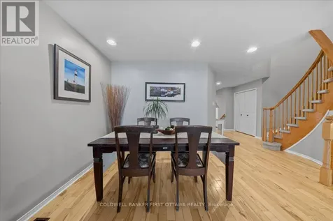 218 Flamborough Way Ottawa ON K2W 1G5
