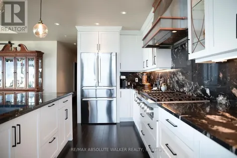 805 Carling Avenue Ottawa ON K1S 5W9