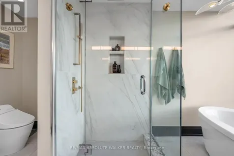 805 Carling Avenue Ottawa ON K1S 5W9