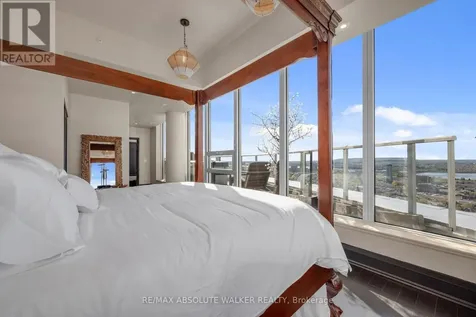805 Carling Avenue Ottawa ON K1S 5W9
