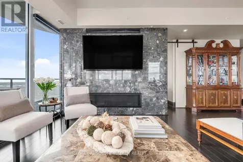 805 Carling Avenue Ottawa ON K1S 5W9