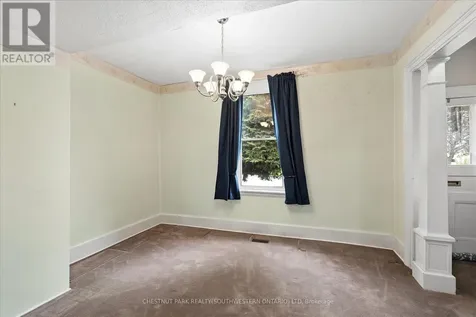 30 Hopeton Street Cambridge ON N1R 3T3