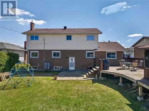 93 Kingston Court Sudbury ON P3A 1E1