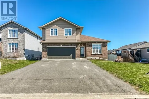 1654 Meadowlark Way Val Caron ON P3N 0A8