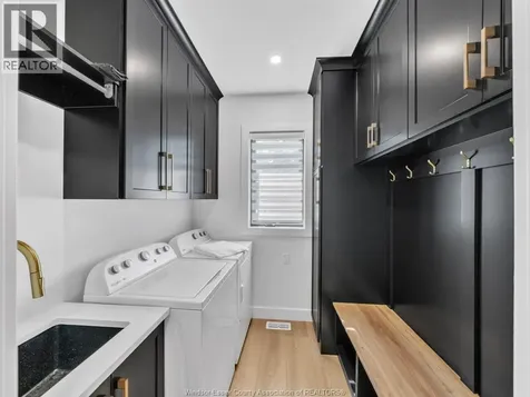 1499 Fuller Drive Kingsville ON N9Y 3M7