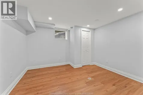 4531 Pleasant Place Windsor ON N8Y 2E9