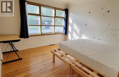 3006 Alexander Avenue Windsor ON N9C 1G5