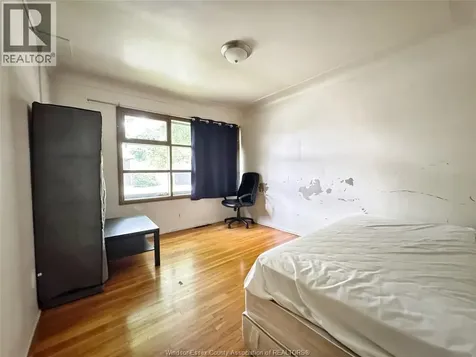 3006 Alexander Avenue Windsor ON N9C 1G5