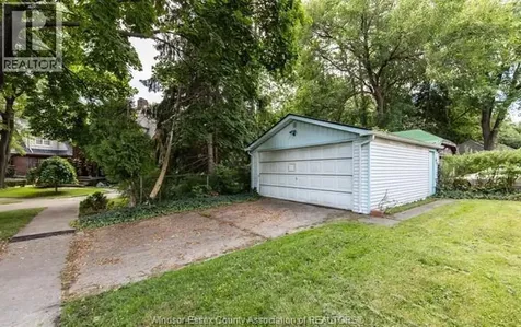 3006 Alexander Avenue Windsor ON N9C 1G5