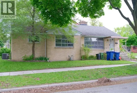 3006 Alexander Avenue Windsor ON N9C 1G5
