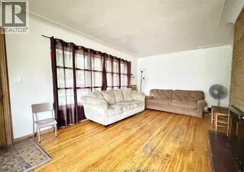 3006 Alexander Avenue Windsor ON N9C 1G5