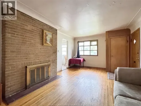 3006 Alexander Avenue Windsor ON N9C 1G5