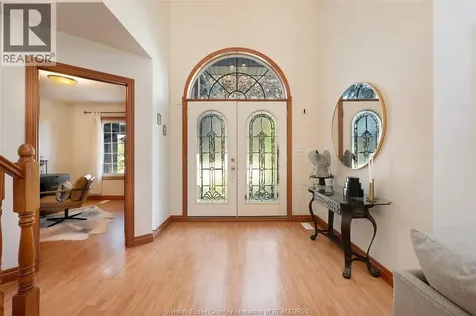 11363 Amalfi Windsor ON N8P 1J8