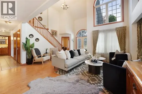 11363 Amalfi Windsor ON N8P 1J8