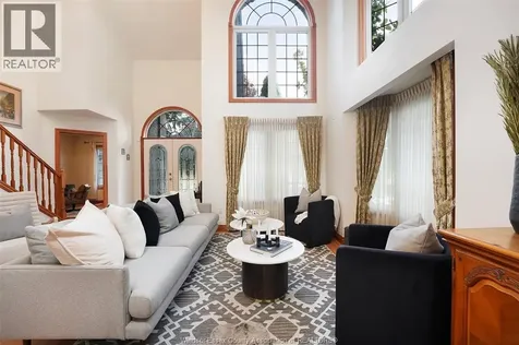 11363 Amalfi Windsor ON N8P 1J8