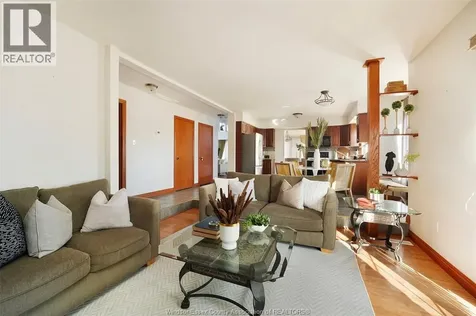 11363 Amalfi Windsor ON N8P 1J8