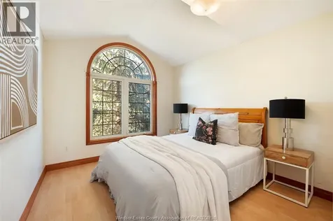 11363 Amalfi Windsor ON N8P 1J8
