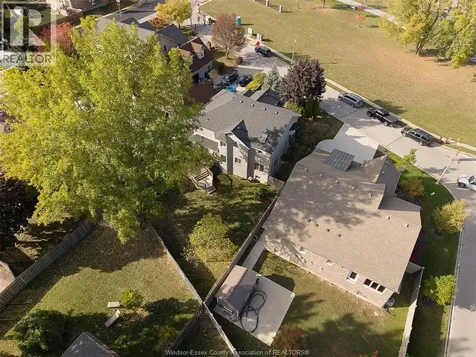 11363 Amalfi Windsor ON N8P 1J8