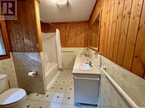 325 Howey Street Red Lake ON P0V 2M0