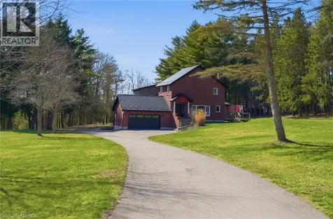 25 Hammond Road Brantford ON N3T 5L4