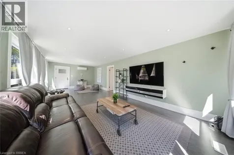 25 Hammond Road Brantford ON N3T 5L4