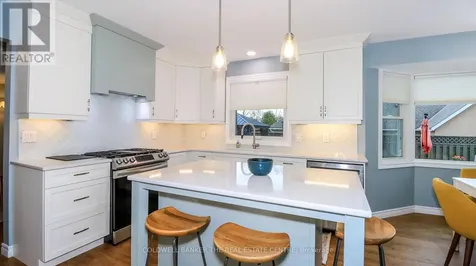 33 Elvyn Crescent Oro-medonte ON L0L 2E0
