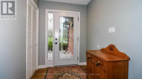 33 Elvyn Crescent Oro-medonte ON L0L 2E0