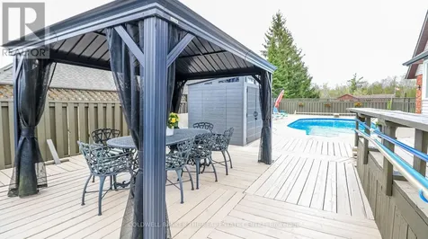 33 Elvyn Crescent Oro-medonte ON L0L 2E0