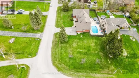 33 Elvyn Crescent Oro-medonte ON L0L 2E0
