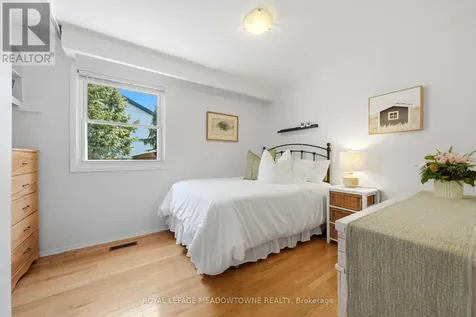 79 Mary Street Halton Hills (georgetown) ON L7G 4V9