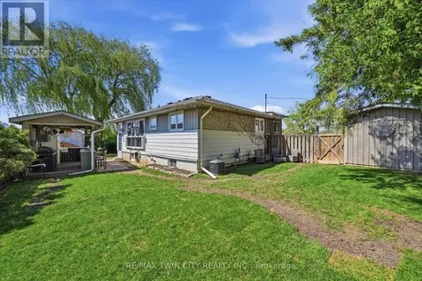 8 Delrex Boulevard Halton Hills (georgetown) ON L7G 3X6