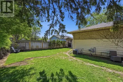 8 Delrex Boulevard Halton Hills (georgetown) ON L7G 3X6