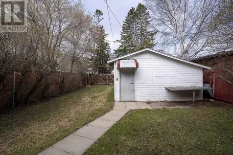 309 Harold St N Thunder Bay ON P7C 4C7
