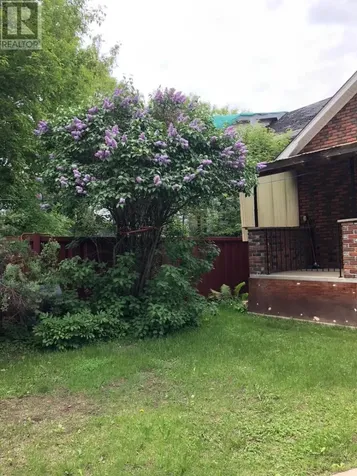 309 Harold St N Thunder Bay ON P7C 4C7
