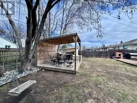 1831 Walsh Street Thunder Bay ON P7E 4V7