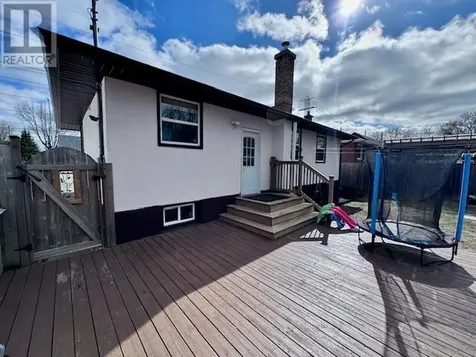 1831 Walsh Street Thunder Bay ON P7E 4V7