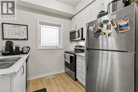 19 Picardy Drive Stoney Creek ON L8J 0M7