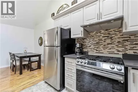 74 Province Street North Hamilton ON L8H 4H6