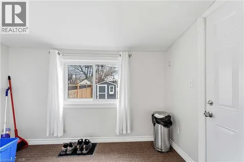 74 Province Street North Hamilton ON L8H 4H6