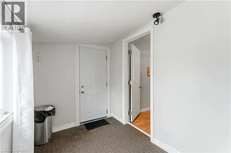 74 Province Street North Hamilton ON L8H 4H6