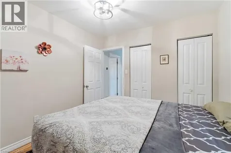 74 Province Street North Hamilton ON L8H 4H6
