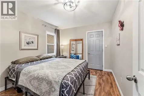 74 Province Street North Hamilton ON L8H 4H6