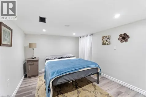 74 Province Street North Hamilton ON L8H 4H6