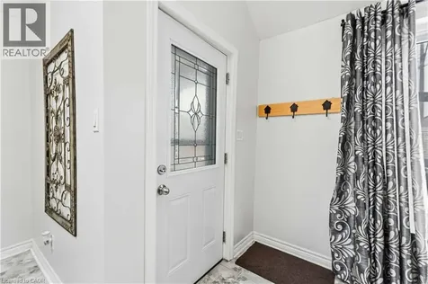74 Province Street North Hamilton ON L8H 4H6
