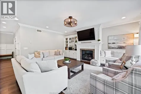 3 Dimenna Drive Kingsville ON N9Y 4C7