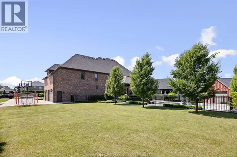 3 Dimenna Drive Kingsville ON N9Y 4C7