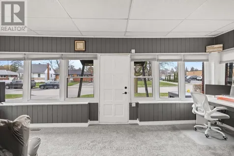 13 Forest Road Brantford ON N3S 6V9