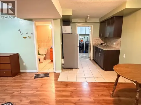 1126 Copper Leaf Crescent Kitchener ON N2E 3W4