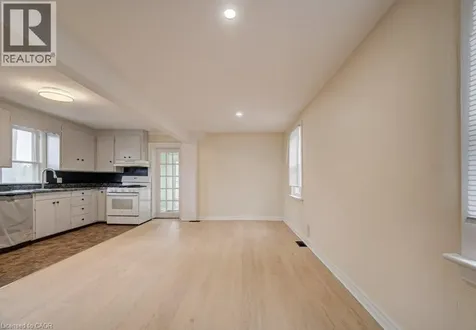 59 Fourth Avenue Cambridge ON N1S 2E2